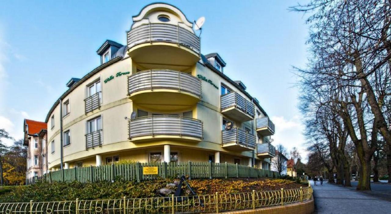 Wyspa Uznam - Pilsudskiego Swinoujscie Exterior photo