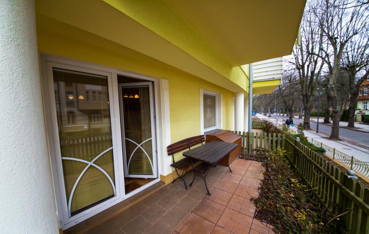 Wyspa Uznam - Pilsudskiego Swinoujscie Exterior photo